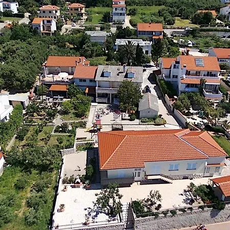 Frankic Apartment Rab Town