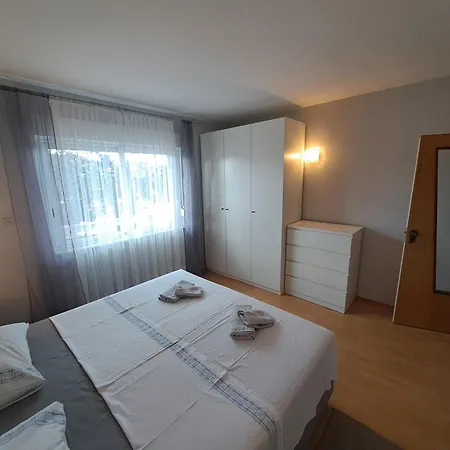 Frankic Apartment Rab Town