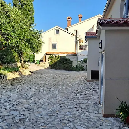 Apartment Frankic Rab Town