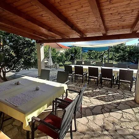 Apartment Frankic Rab Town