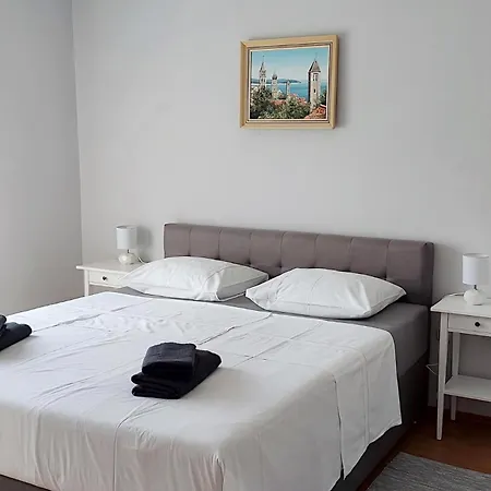 Apartment Frankic Rab Town
