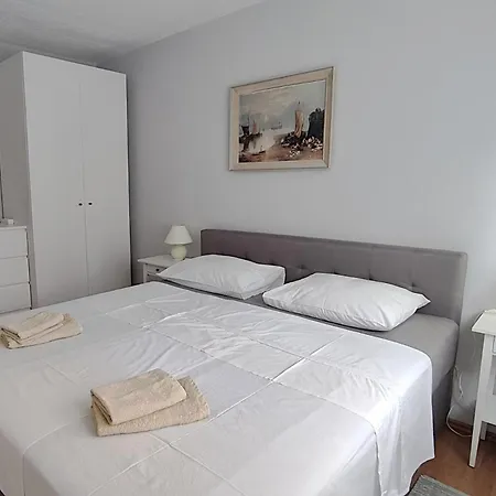 Frankic Apartment