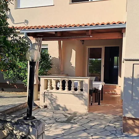 Apartment Frankic *