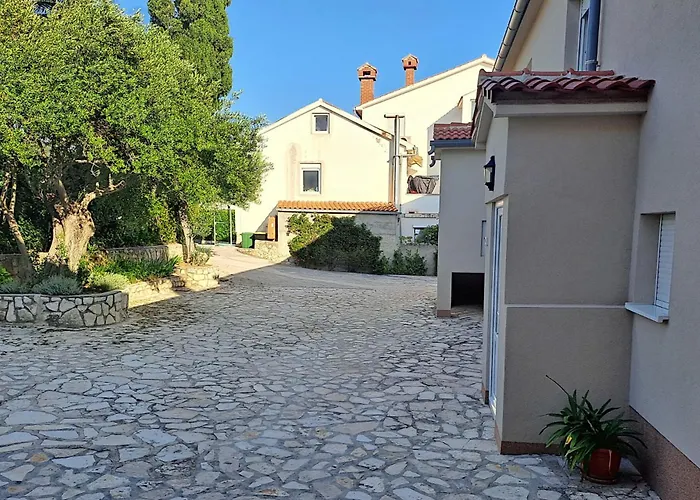 דירה Apartments Frankic ראב