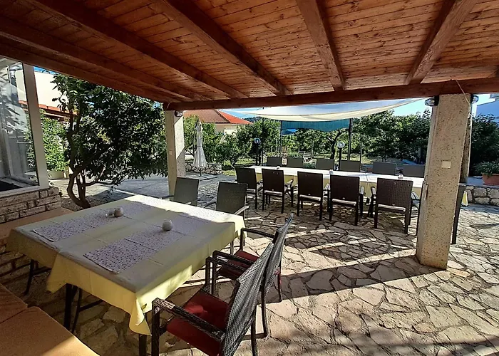 דירה Apartments Frankic ראב