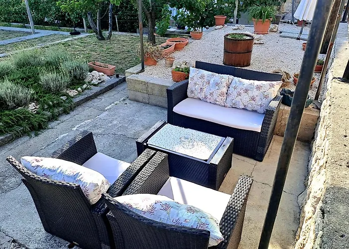 Apartments Frankic *