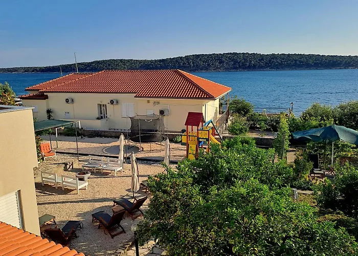 Apartments Frankic *