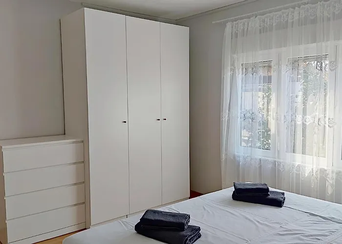 Apartments Frankic *